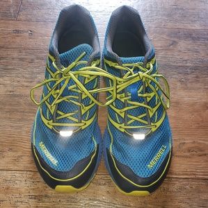 Men's Merrell running shoes, size 12.